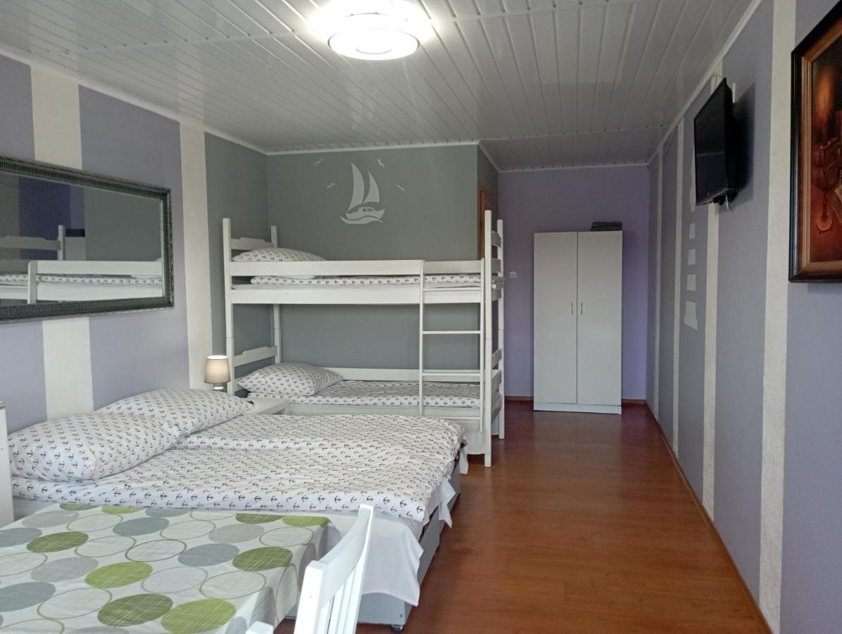 Anrema - Pokoje 21M2 Swarzewo Exteriér fotografie