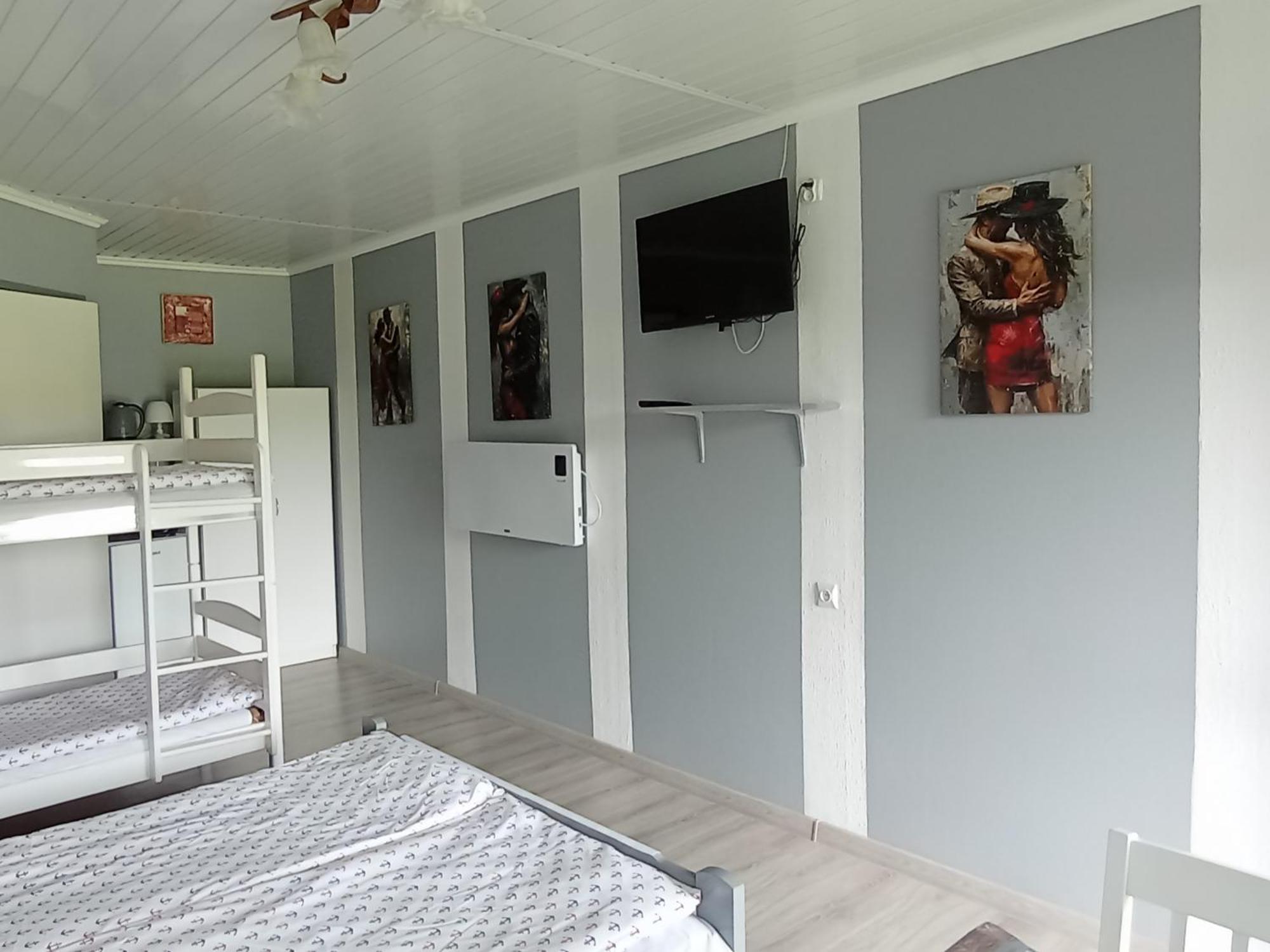 Anrema - Pokoje 21M2 Swarzewo Exteriér fotografie